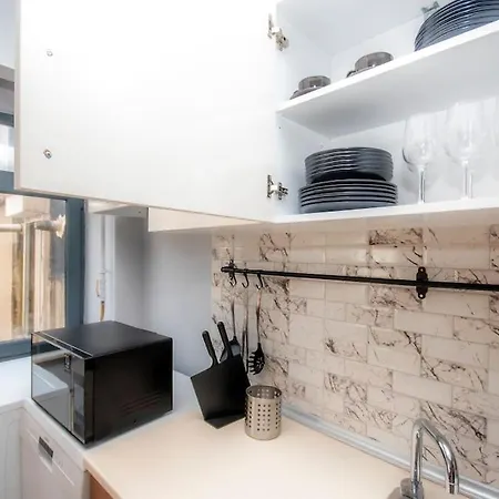 044 Purtelas - Cihangir Modern - Economic Flat Κωνσταντινούπολη